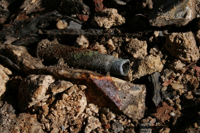 .303 cartridge from under corrugated iron sheet