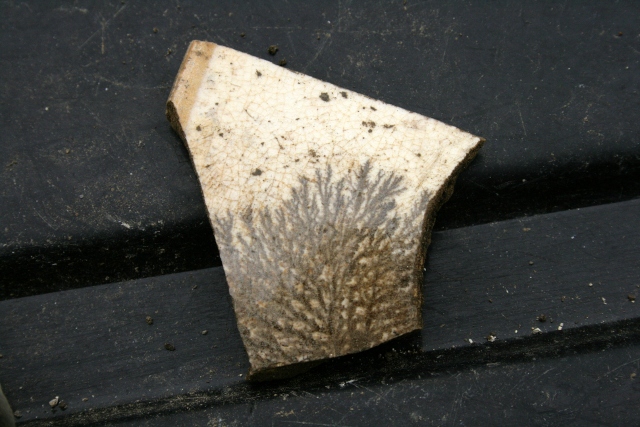 Shard of 'mochaware' ceramic