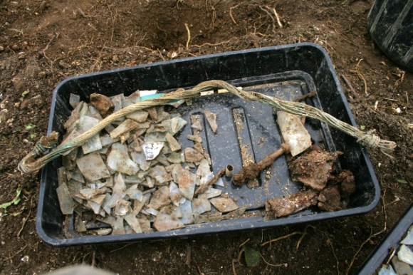 Twisted copper alloy wire handle(?) & other finds