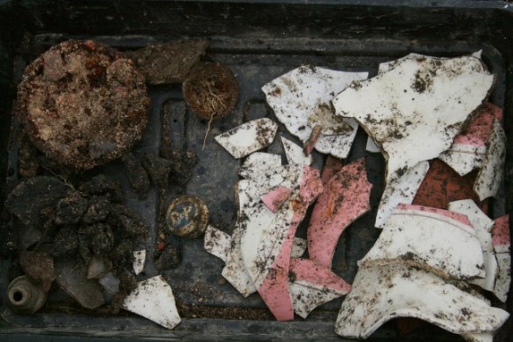 Finds tray from E of chimney base