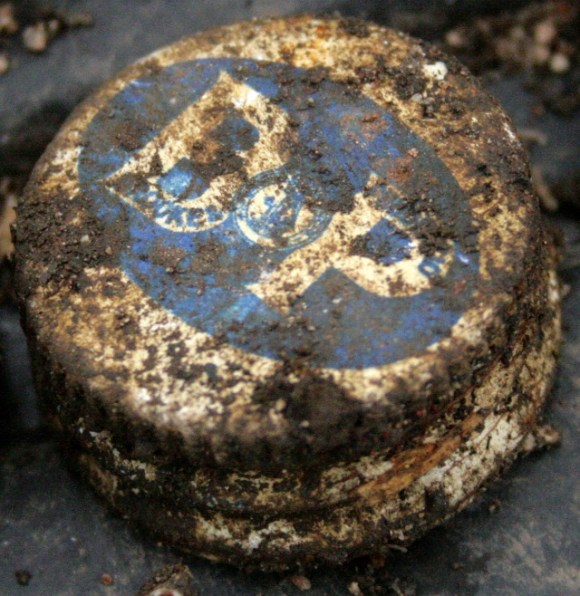 Brooke & Prudencio bottle top