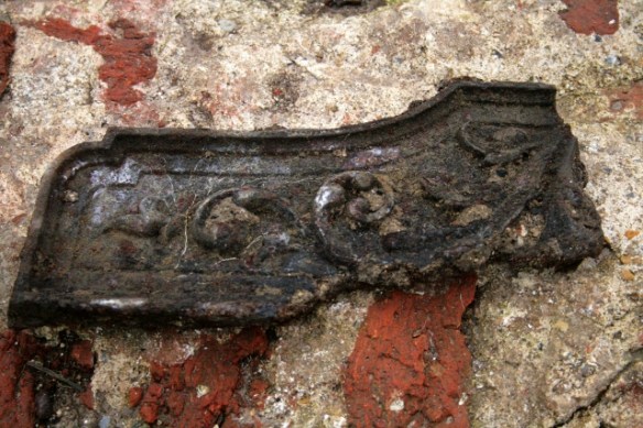 Cast iron fireback