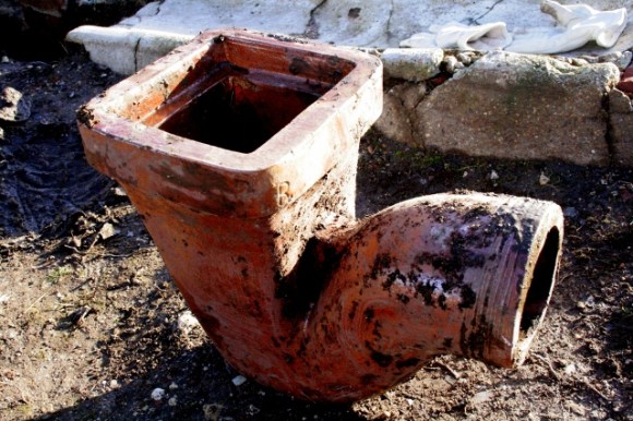 Salt glazed stoneware gully drain