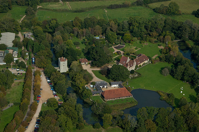 Michelham Priory and Barbican Tower By Barbara van Cleve (Own work) [CC BY-SA 3.0 (http://creativecommons.org/licenses/by-sa/3.0)], via Wikimedia Commons
